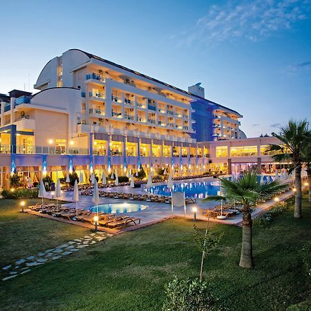 Titan Select Hotel Konaklı Exteriör bild