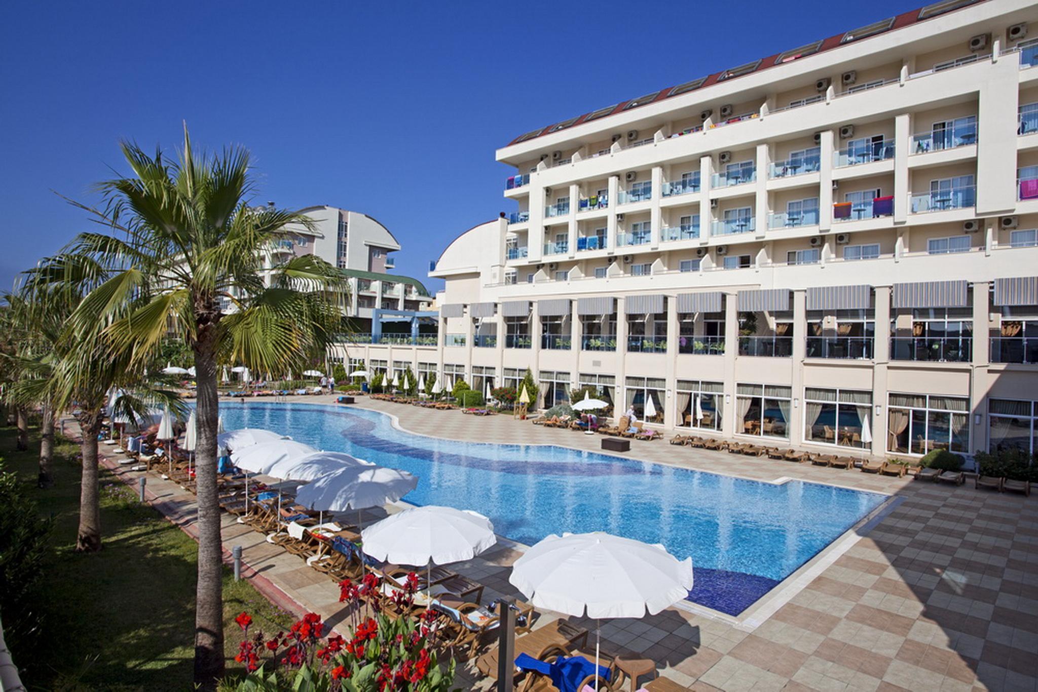 Titan Select Hotel Konaklı Exteriör bild