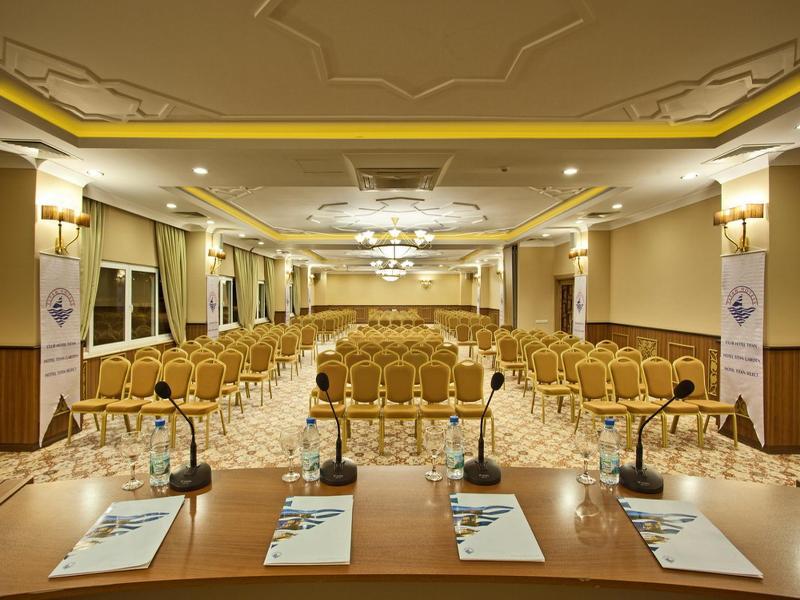 Titan Select Hotel Konaklı Exteriör bild